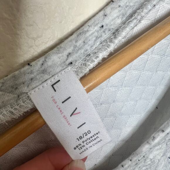 Livi for Lane Bryant Cropped Quilted Light Gray Speckled Pullover 18/20 - Picture 2 of 8